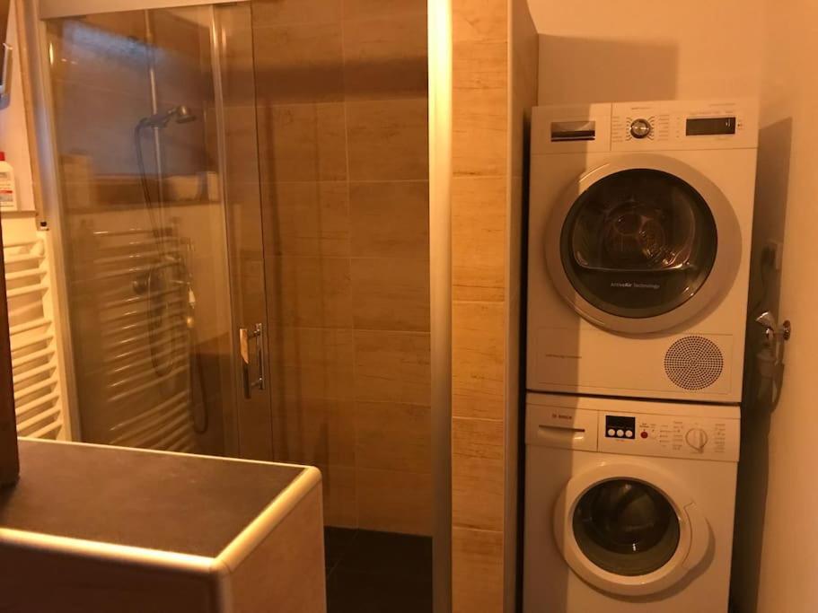 Willkommen Im Casa Felice, Der Wohlfuehl Oase Mit Balkon, 4 Betten Und Homeoffice Platz Aidlingen Exterior photo
